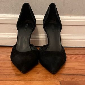 Vince stilettos. Color black.size 8.5.